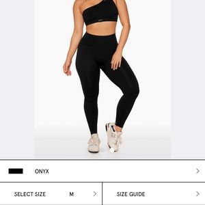 SET ACTIVE onyx leggings! Size medium